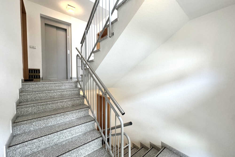 Treppenhaus Dybwadstr. 1